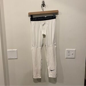 Nike Boys' Pro Dri-FIT Tights boys size medium white athletic
